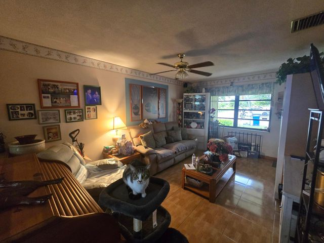 3560 NW 3rd Avenue 1-2, Pompano Beach, FL 33064