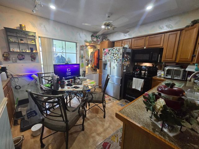 3560 NW 3rd Avenue 1-2, Pompano Beach, FL 33064