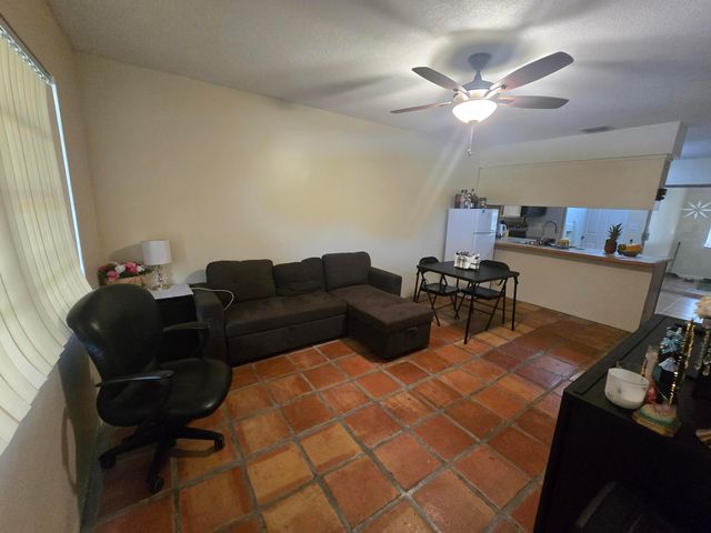 3560 NW 3rd Avenue 1-2, Pompano Beach, FL 33064