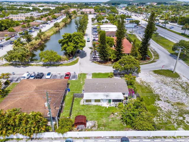 3560 NW 3rd Avenue 1-2, Pompano Beach, FL 33064
