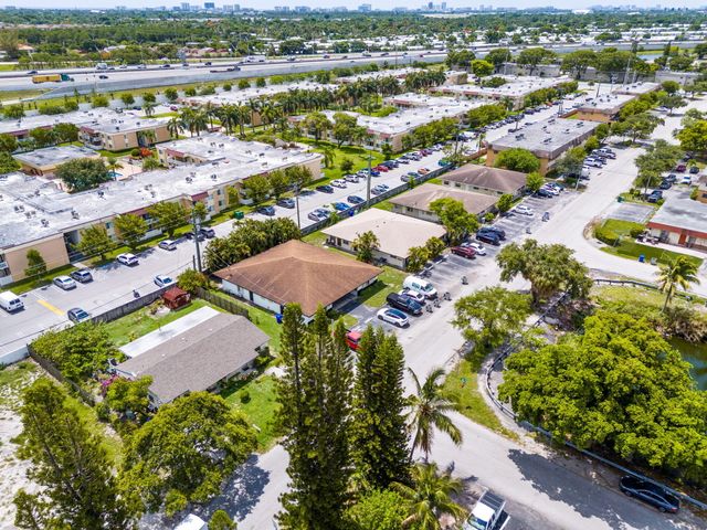 3560 NW 3rd Avenue 1-2, Pompano Beach, FL 33064
