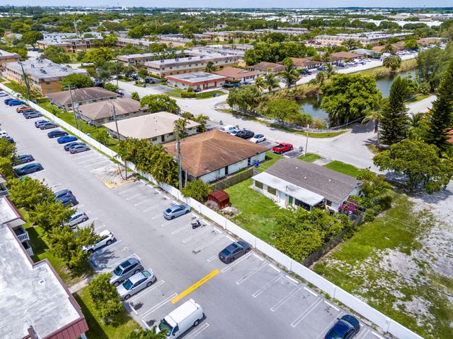 3560 NW 3rd Avenue 1-2, Pompano Beach, FL 33064