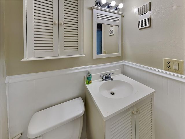 158 HIGHLAND AVENUE Apt 2, Daytona Beach, FL 32117