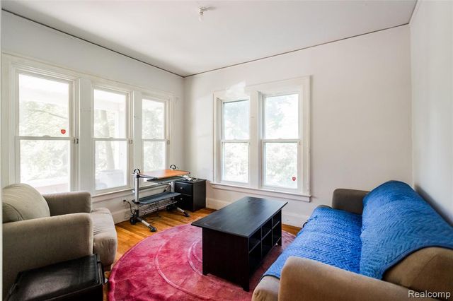 3132 Helen Street, Detroit, MI 48207