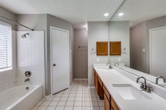 824 Simon Drive, Plano, TX 75025