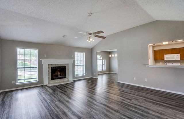 824 Simon Drive, Plano, TX 75025