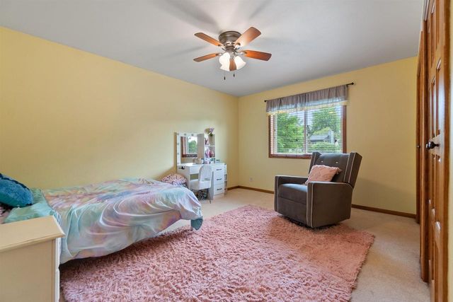 1054 SYCAMORE TREE DRIVE, Fond Du Lac, WI 54935