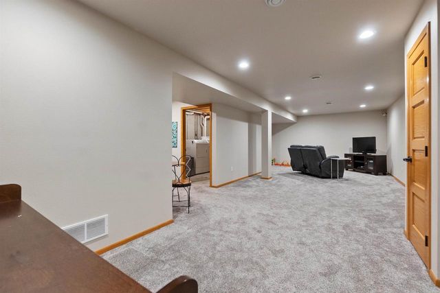 1054 SYCAMORE TREE DRIVE, Fond Du Lac, WI 54935