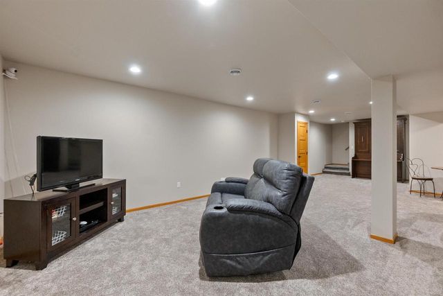 1054 SYCAMORE TREE DRIVE, Fond Du Lac, WI 54935