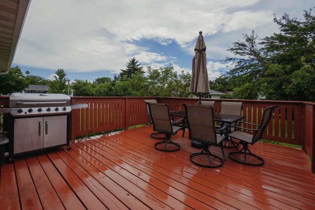 1054 SYCAMORE TREE DRIVE, Fond Du Lac, WI 54935