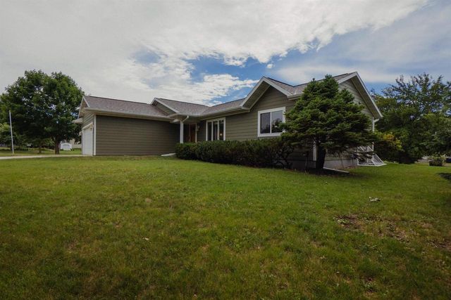 1054 SYCAMORE TREE DRIVE, Fond Du Lac, WI 54935