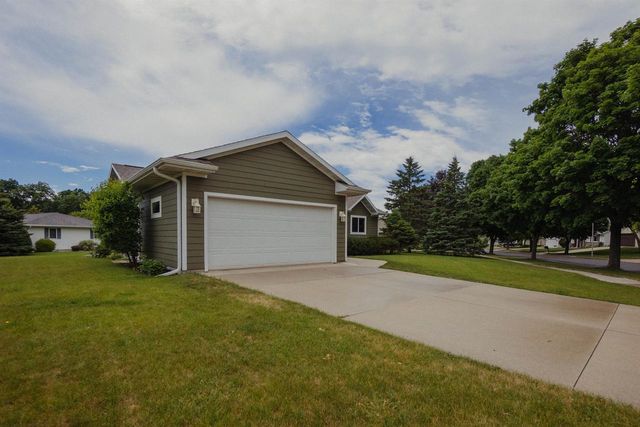 1054 SYCAMORE TREE DRIVE, Fond Du Lac, WI 54935
