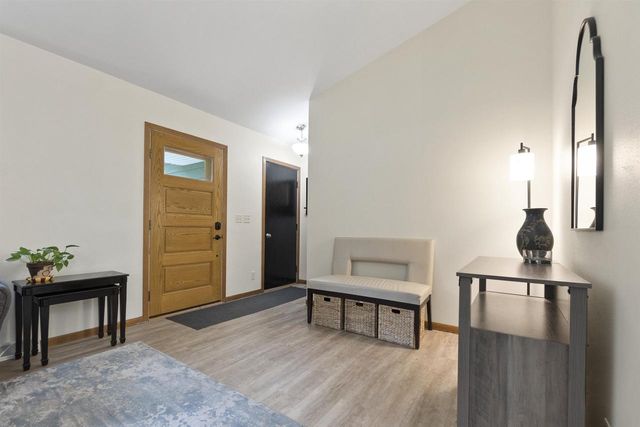 1054 SYCAMORE TREE DRIVE, Fond Du Lac, WI 54935