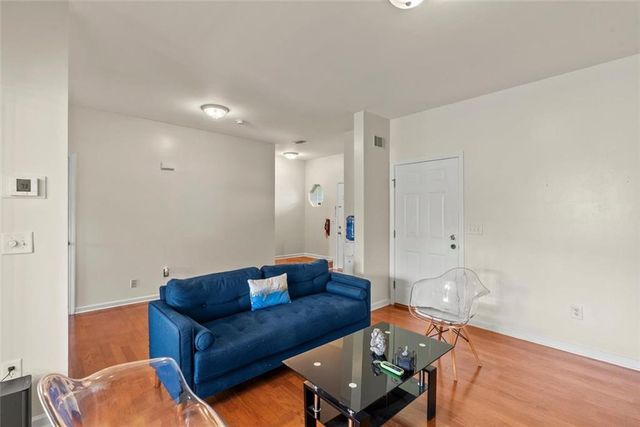 121 Village Drive, Loganville, GA 30052