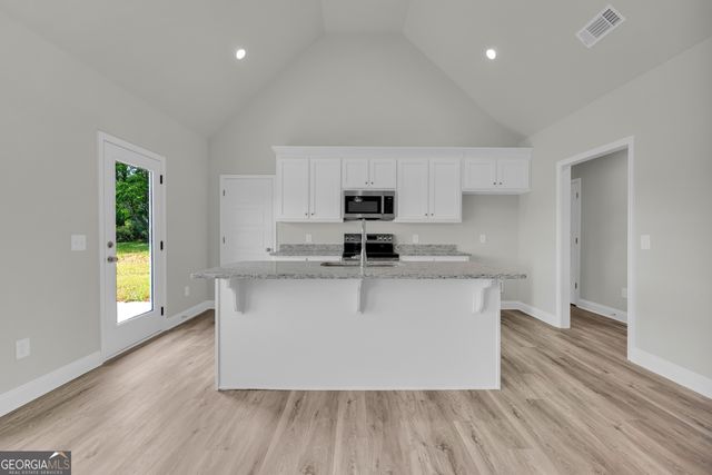 67 Sewell Road, Lavonia, GA 30553