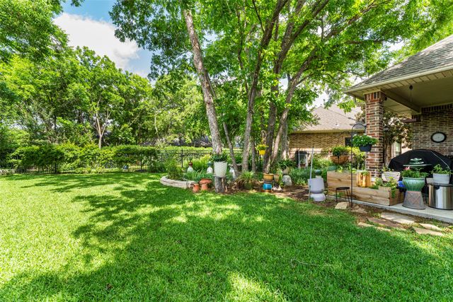 2006 Channing Park Drive, Arlington, TX 76013
