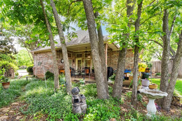 2006 Channing Park Drive, Arlington, TX 76013