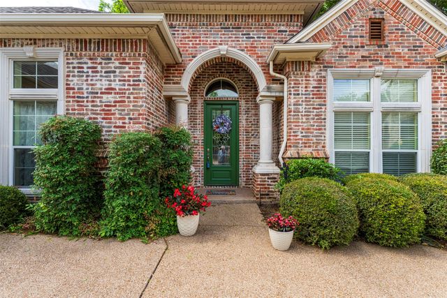 2006 Channing Park Drive, Arlington, TX 76013