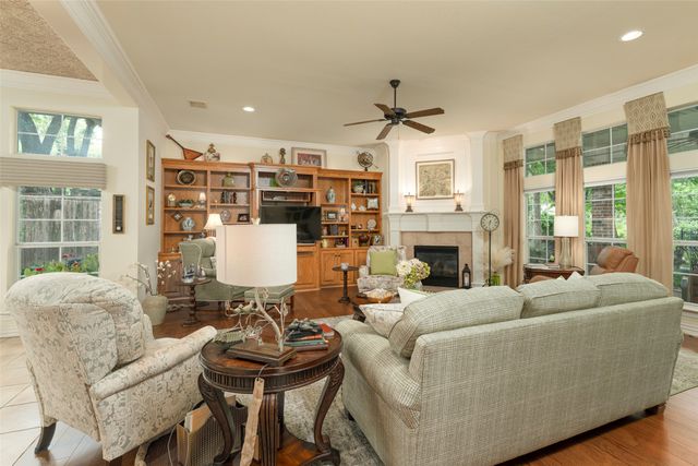 2006 Channing Park Drive, Arlington, TX 76013