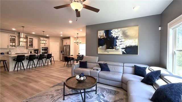 367 Mcdaniel Place, Canton, GA 30115