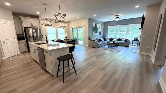 367 Mcdaniel Place, Canton, GA 30115