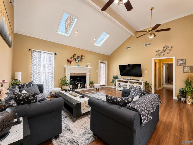 2613 Little John Street SW, Decatur, AL 35603
