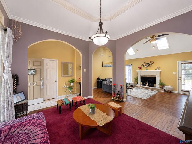2613 Little John Street SW, Decatur, AL 35603