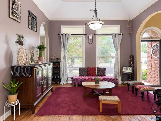 2613 Little John Street SW, Decatur, AL 35603