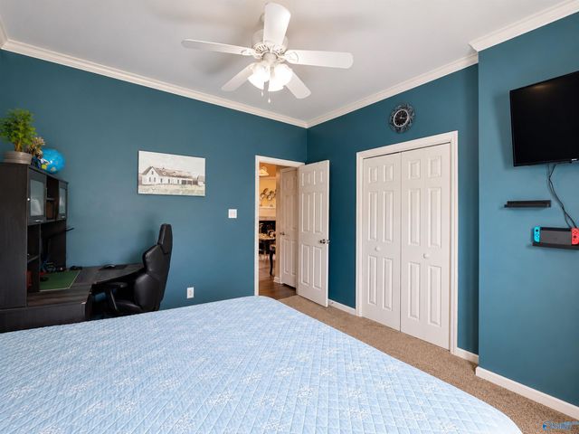 2613 Little John Street SW, Decatur, AL 35603