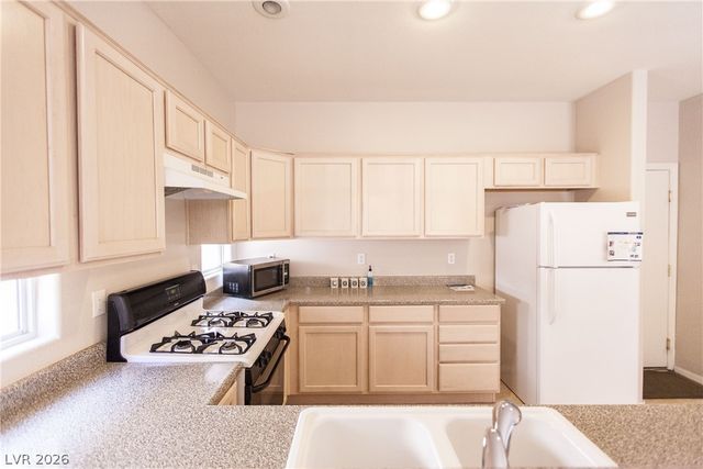 8549 PEACEFUL DREAMS Street, Las Vegas, NV 89139