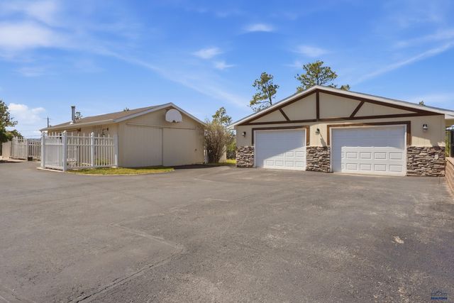 955 KINGSWOOD DR, Rapid City, SD 57702