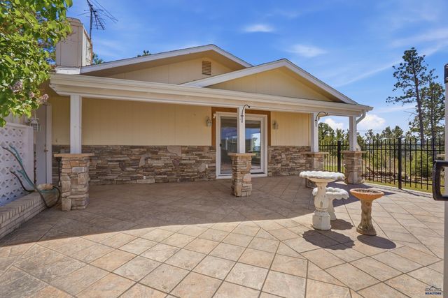 955 KINGSWOOD DR, Rapid City, SD 57702