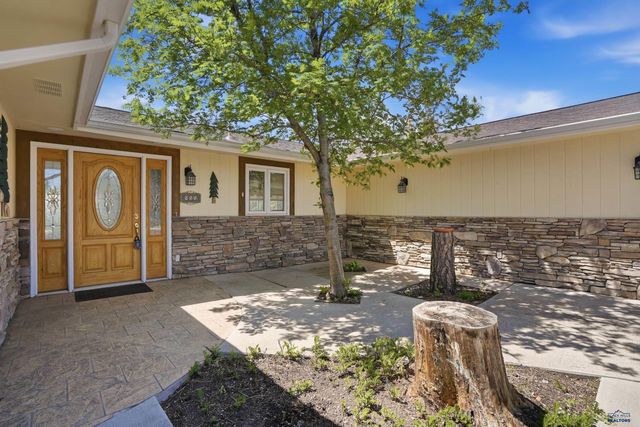 955 KINGSWOOD DR, Rapid City, SD 57702