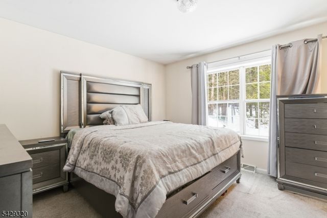 417 Deer Field Ln, Montague Twp., NJ 07827