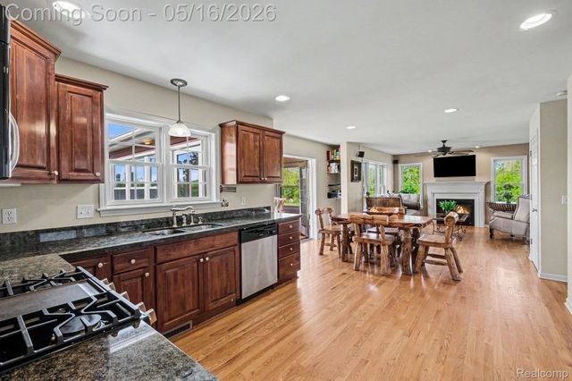 6520 Cook Road, Mundy Township, MI 48473