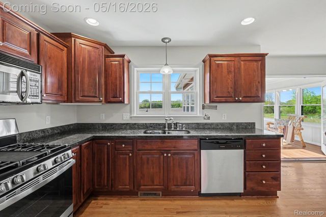 6520 Cook Road, Mundy Township, MI 48473