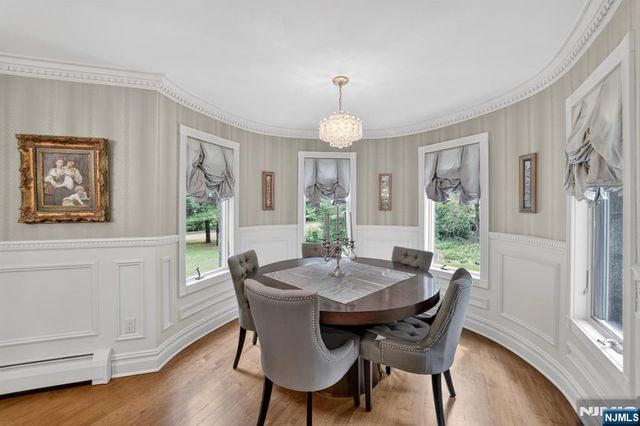11 Pine Tree Drive, Saddle River, NJ 07458