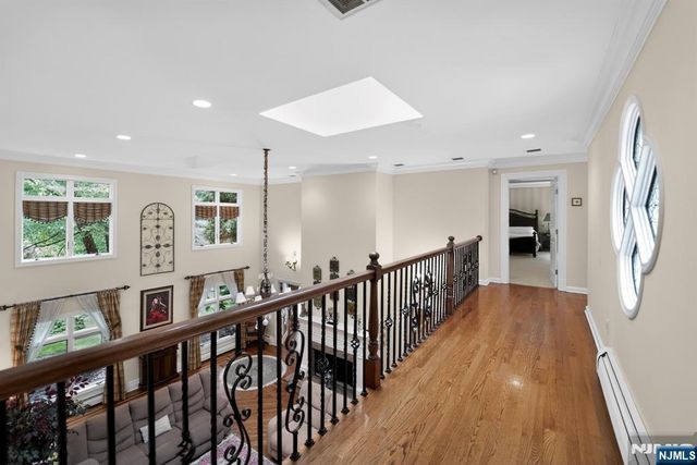 11 Pine Tree Drive, Saddle River, NJ 07458