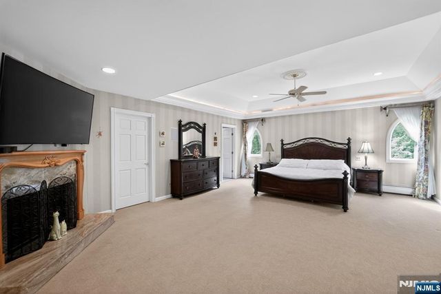11 Pine Tree Drive, Saddle River, NJ 07458