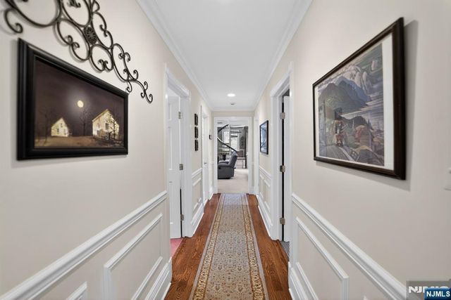 11 Pine Tree Drive, Saddle River, NJ 07458