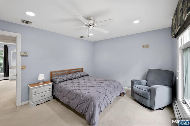 11 Pine Tree Drive, Saddle River, NJ 07458