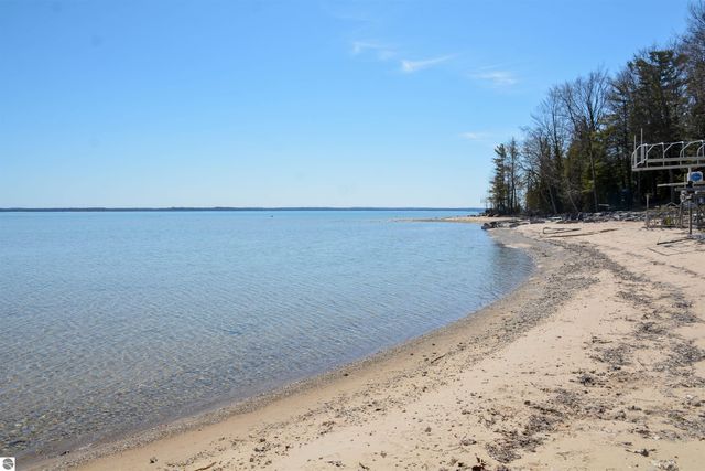 14088 Bluff Road, Traverse City, MI 49686