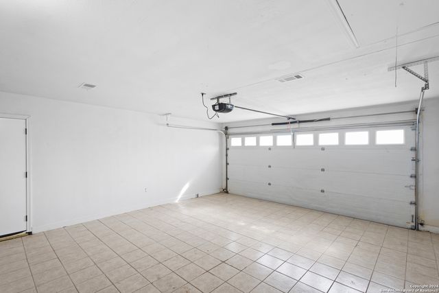 357 Paisano St, New Braunfels, TX 78130