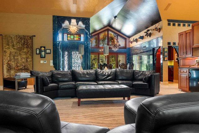 3718 WESTWOOD LANE, Manitowoc, WI 54220