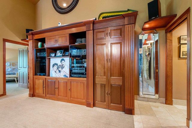 3718 WESTWOOD LANE, Manitowoc, WI 54220