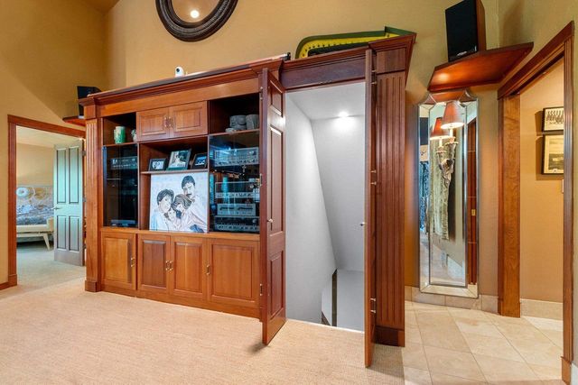 3718 WESTWOOD LANE, Manitowoc, WI 54220