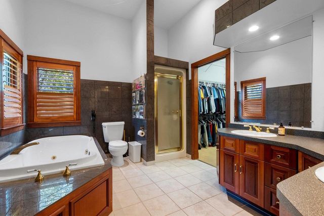 3718 WESTWOOD LANE, Manitowoc, WI 54220