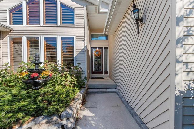 3718 WESTWOOD LANE, Manitowoc, WI 54220