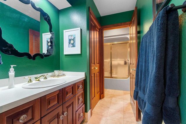 3718 WESTWOOD LANE, Manitowoc, WI 54220