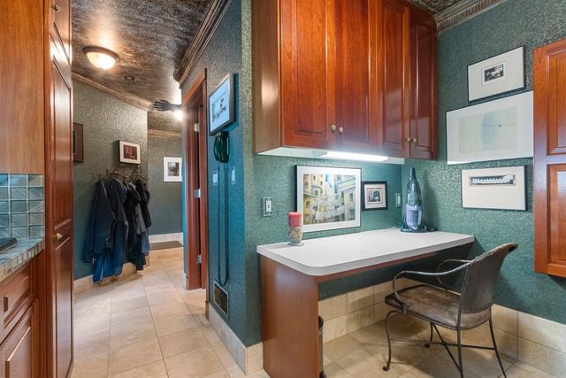 3718 WESTWOOD LANE, Manitowoc, WI 54220